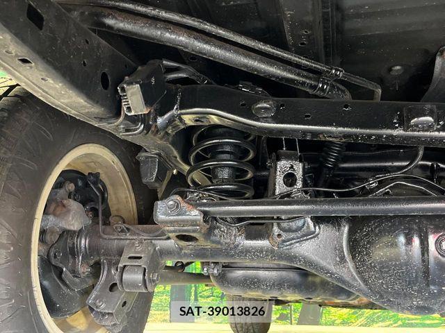 Toyota FJ CRUISER 2013-03 8849029-19