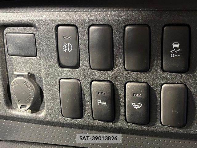 Toyota FJ CRUISER 2013-03 8849029-4