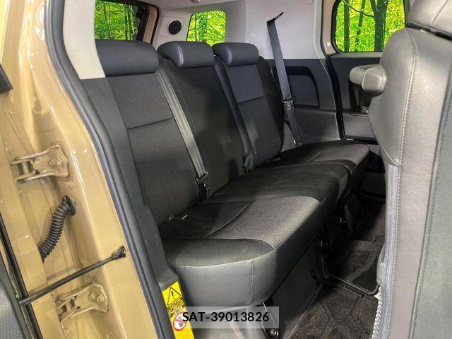 Toyota FJ CRUISER 2013-03 8849029-7