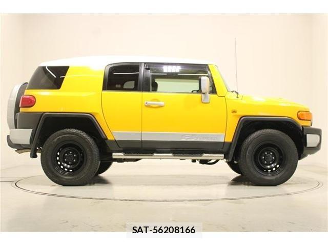 Toyota FJ CRUISER 2011-12 8848918-12