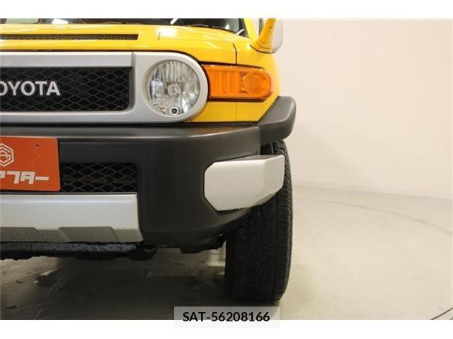Toyota FJ CRUISER 2011-12 8848918-13
