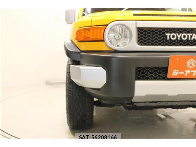 Toyota FJ CRUISER 2011-12 8848918-15