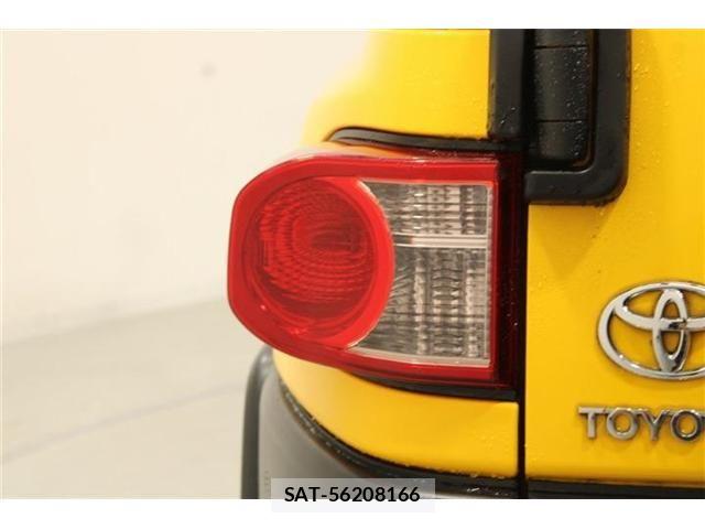 Toyota FJ CRUISER 2011-12 8848918-18