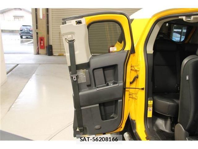 Toyota FJ CRUISER 2011-12 8848918-29