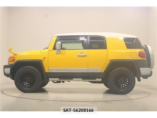 Toyota FJ CRUISER 2011-12 8848918-8