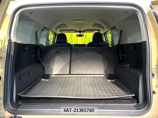 Toyota FJ CRUISER 2017-03 8849027-9
