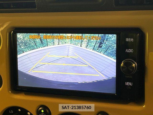 Toyota FJ CRUISER 2017-03 8849027-3