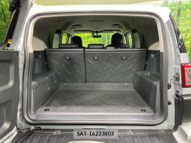 Toyota FJ CRUISER 2012-09 8849028-9