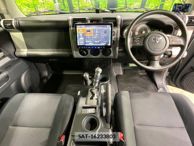 Toyota FJ CRUISER 2012-09 8849028-1