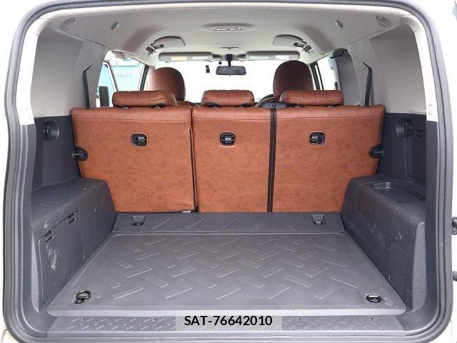 Toyota FJ CRUISER 2013-01 8871010-9