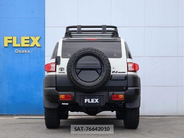 Toyota FJ CRUISER 2013-01 8871010-10
