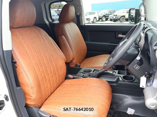 Toyota FJ CRUISER 2013-01 8871010-5