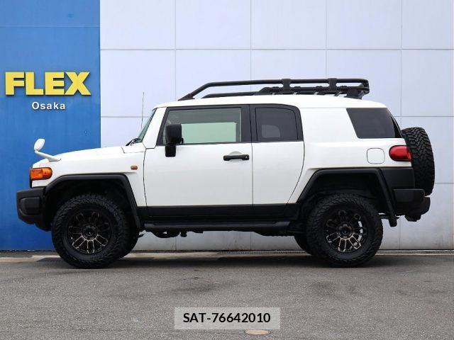 Toyota FJ CRUISER 2013-01 8871010-6