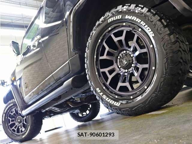 Toyota FJ CRUISER 2012-11 8871008-12