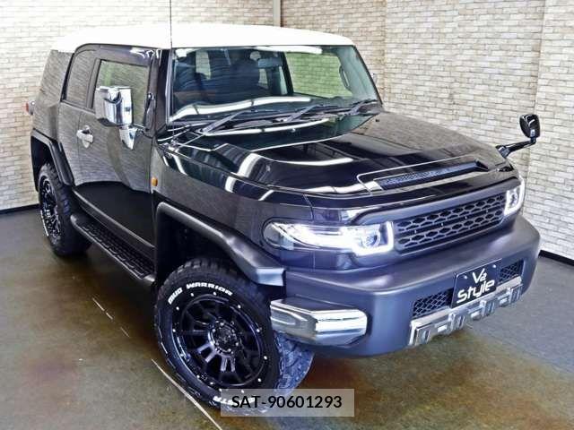 Toyota FJ CRUISER 2012-11 8871008-1