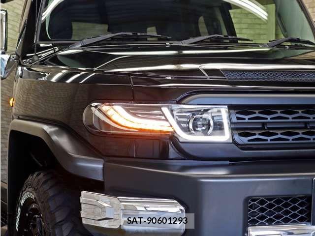Toyota FJ CRUISER 2012-11 8871008-8