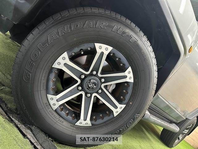 Toyota FJ CRUISER 2011-11 8871012-18
