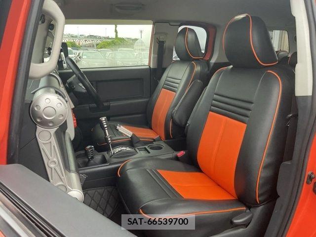Toyota FJ CRUISER 2012-11 8879788-10