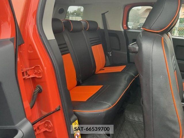 Toyota FJ CRUISER 2012-11 8879788-11