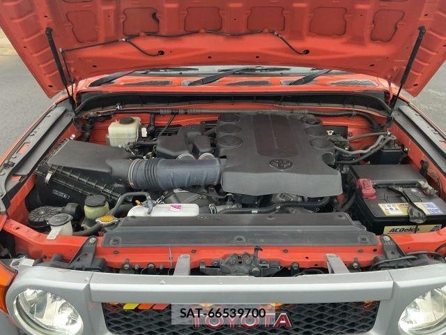 Toyota FJ CRUISER 2012-11 8879788-14