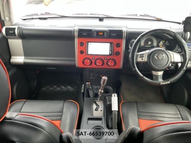 Toyota FJ CRUISER 2012-11 8879788-1