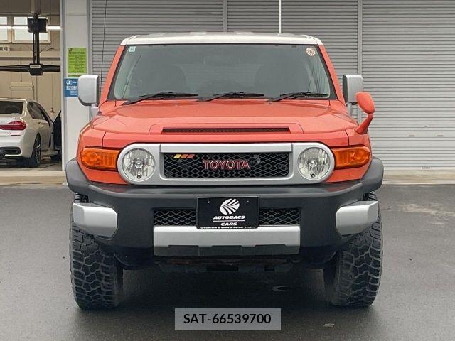Toyota FJ CRUISER 2012-11 8879788-3