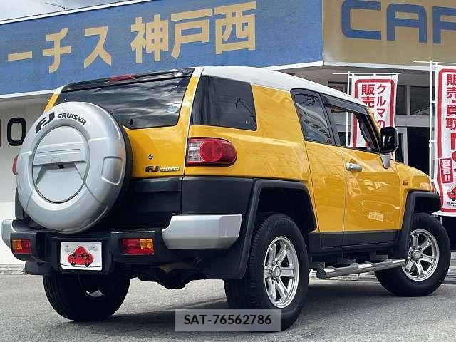 Toyota FJ CRUISER 2011-09 8879787-2