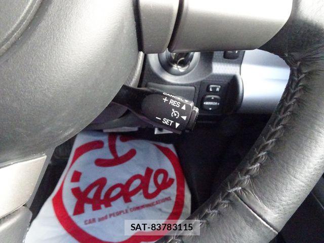 Toyota FJ CRUISER 2012-01 8883626-24