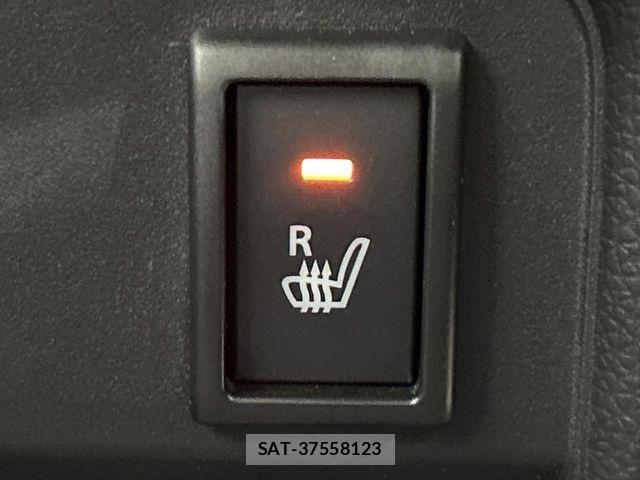 Mazda FLAIR 2017-03 4942091-4