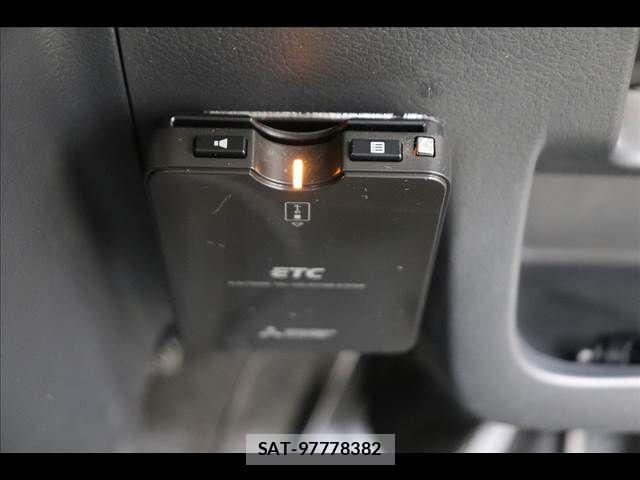 Mazda FLAIR 2015-06 6814948-4