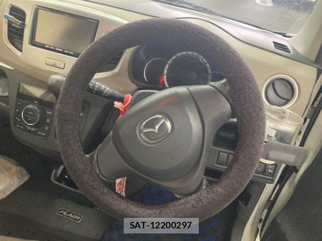 Mazda FLAIR 2013-07 7454345-10