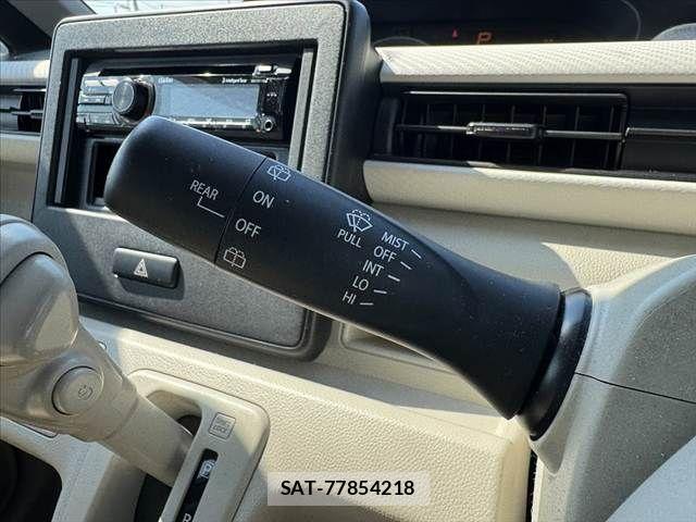 Mazda FLAIR 2017-10 7454342-24