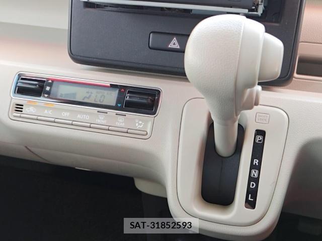 Mazda FLAIR 2018-10 7508683-15