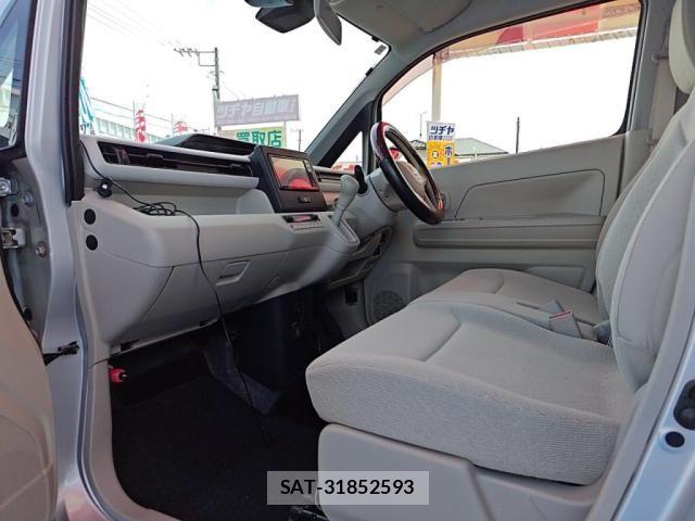Mazda FLAIR 2018-10 7508683-21