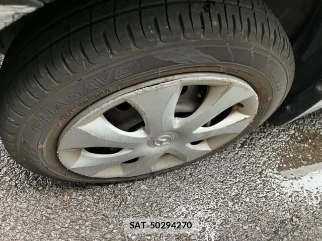Mazda FLAIR 2015-07 7616602-1