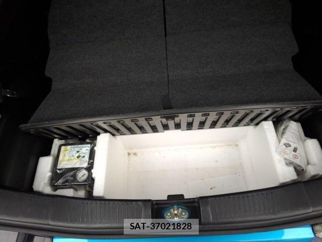 Mazda FLAIR 2019-03 7616603-27