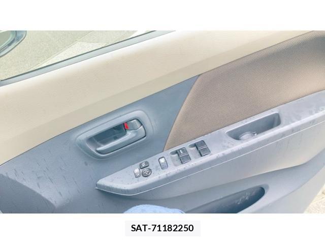Mazda FLAIR 2013-01 8035603-9