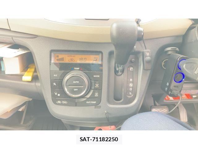 Mazda FLAIR 2013-01 8035603-7