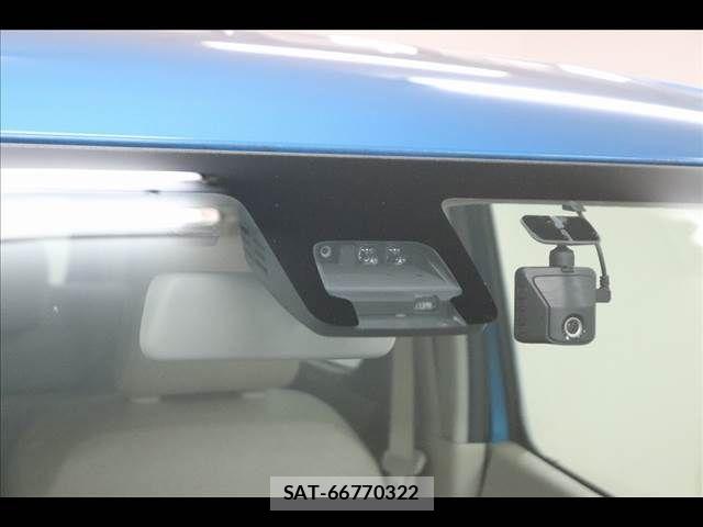 Mazda FLAIR 2018-06 8073788-7