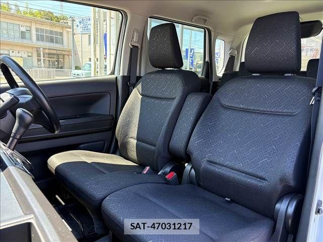 Mazda FLAIR 2022-06 8130180-6