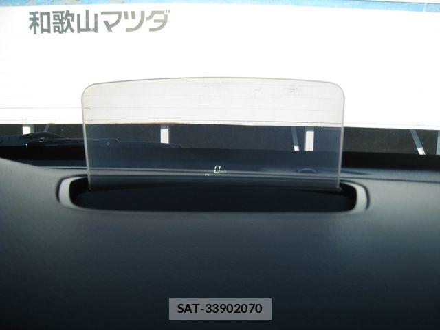 Mazda FLAIR 2017-09 8207536-23