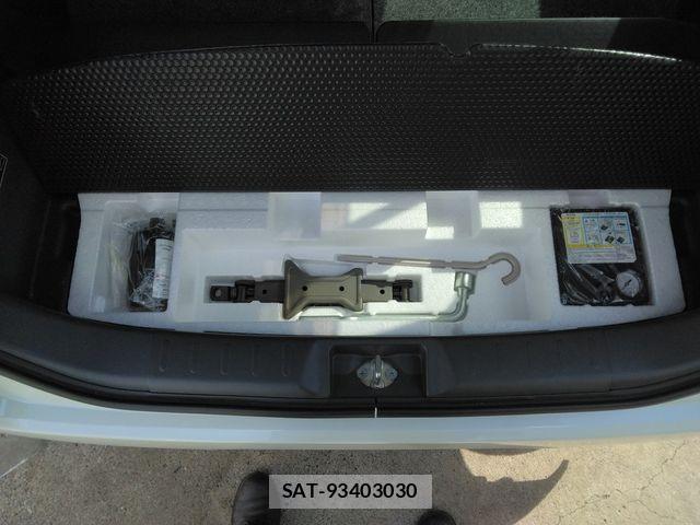 Mazda FLAIR 2015-09 8354510-27