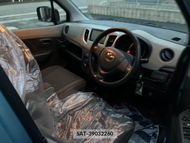 Mazda FLAIR 2013-08 8561936-10
