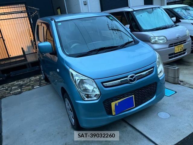 Mazda FLAIR 2013-08 8561936-1