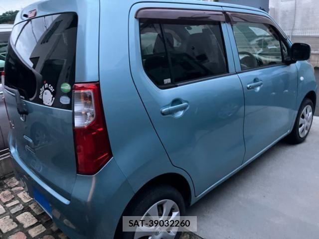 Mazda FLAIR 2013-08 8561936-2