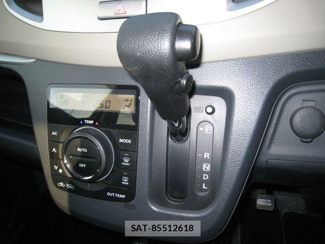 Mazda FLAIR 2013-04 8871013-6