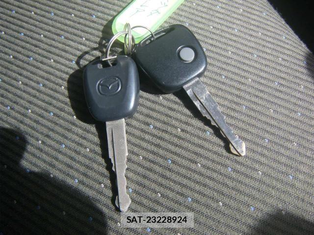 Mazda FLAIR 2014-08 1585515-16