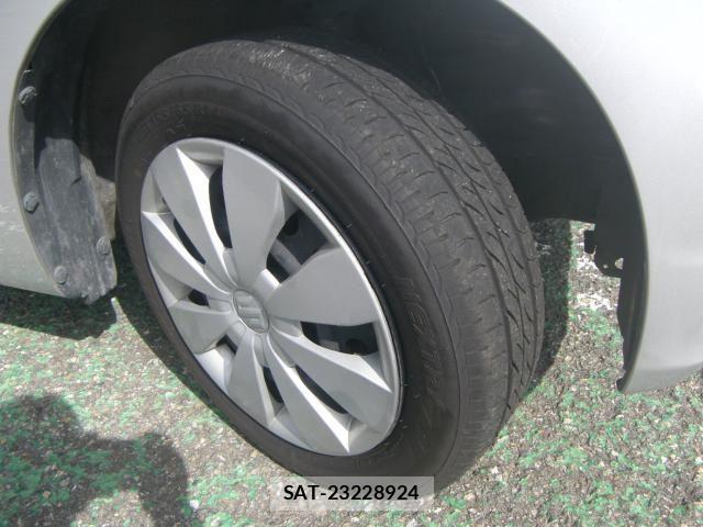 Mazda FLAIR 2014-08 1585515-17