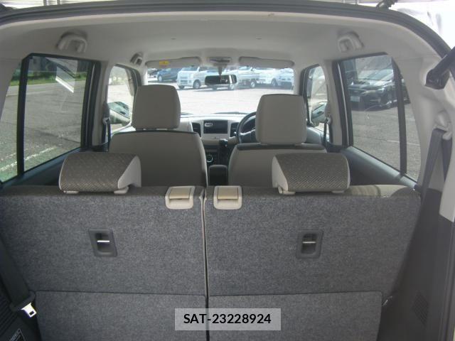 Mazda FLAIR 2014-08 1585515-6