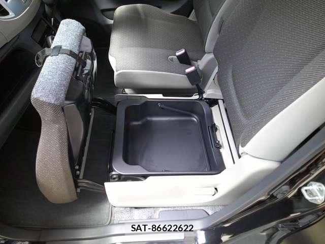 Mazda FLAIR 2013-03 6905231-16